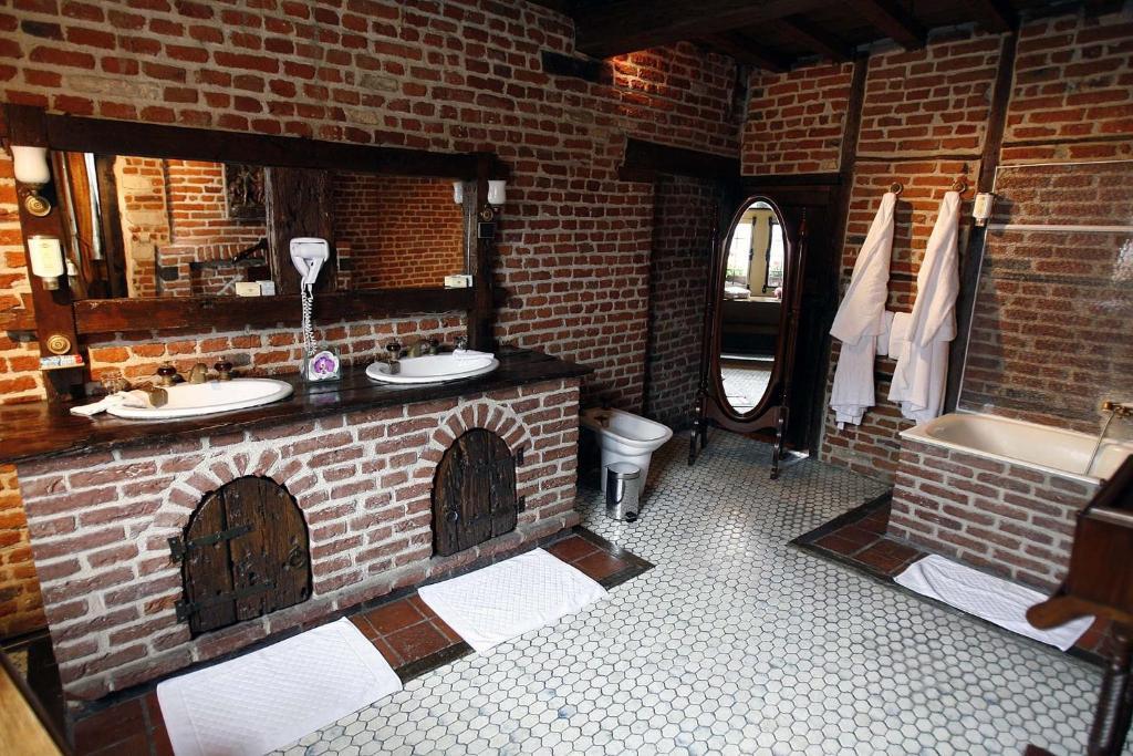 Auberge Du Bon Fermier Valenciennes Phòng bức ảnh