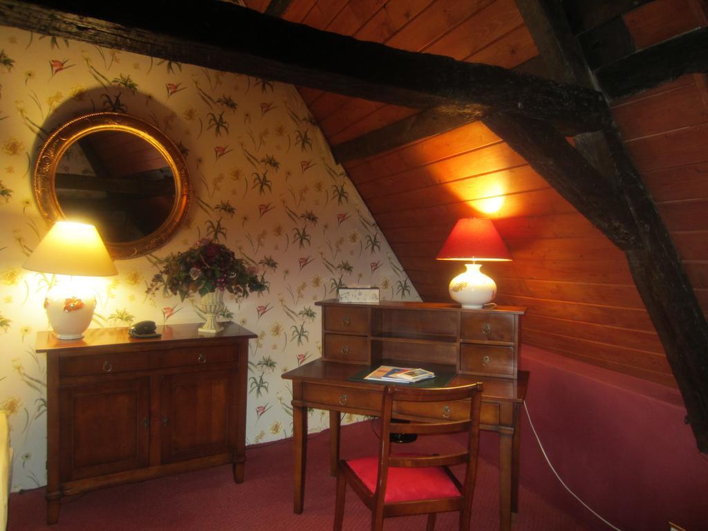 Auberge Du Bon Fermier Valenciennes Ngoại thất bức ảnh