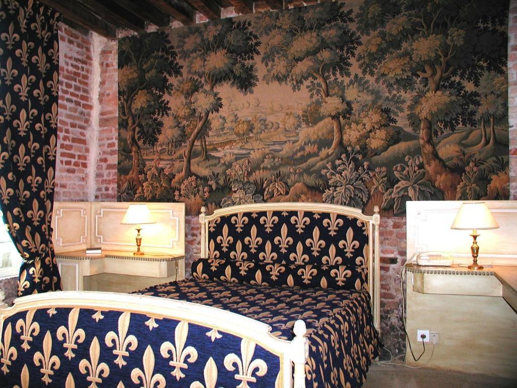 Auberge Du Bon Fermier Valenciennes Phòng bức ảnh